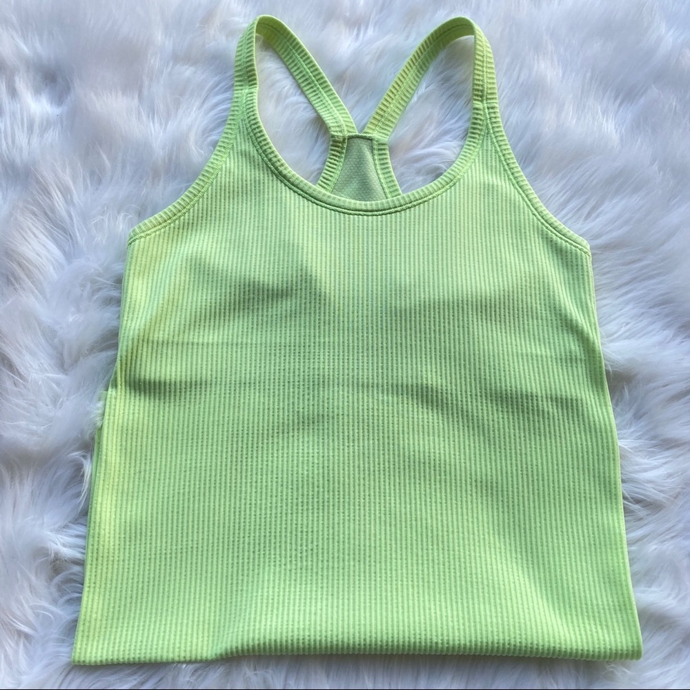 Lululemon tank size 6